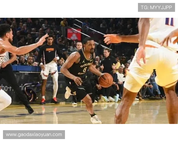 三将狂轰53分勇士逆转太阳